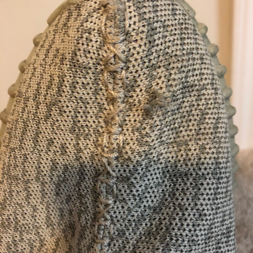 Authentic Yeezy Boost (First Edition) - Picture 5 of 6